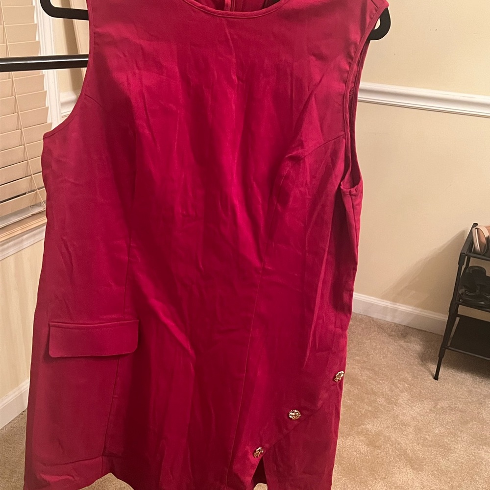 PrettyLittleThing Sleeveless Fuchsia Shift Dress with Gold Buttons